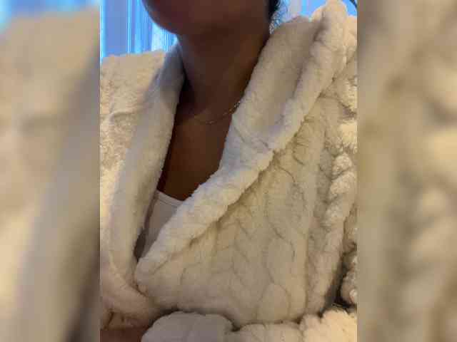 emilyleah's live room
