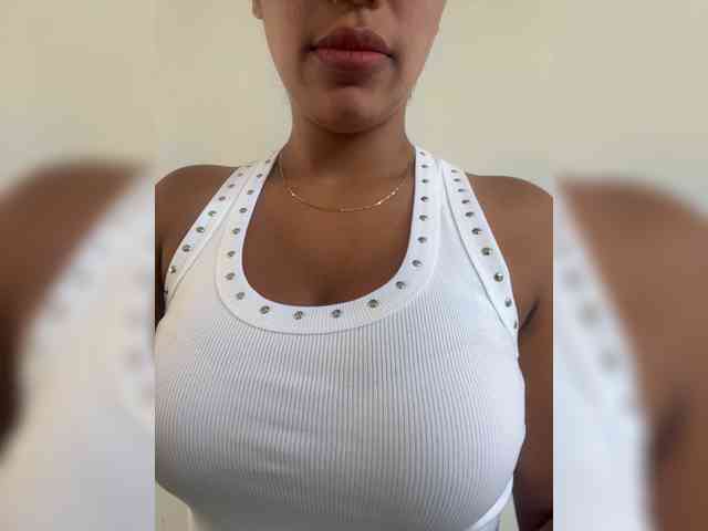 EmilyLeah webcam