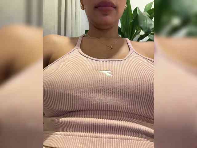 EmilyLeah webcam