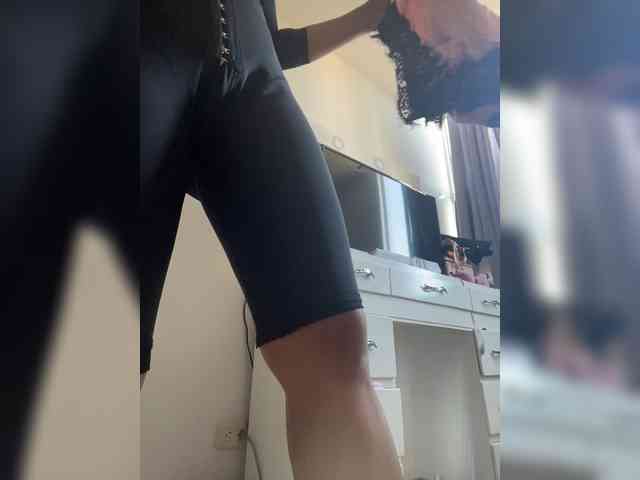 EmilyLeah webcam