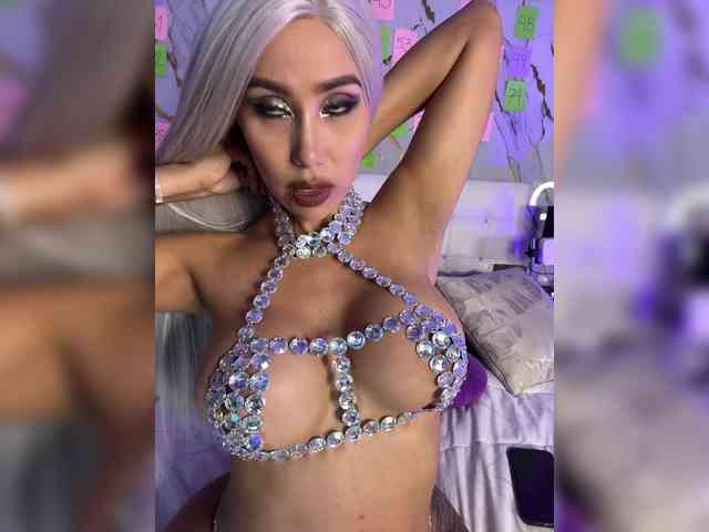 EmilyLeah webcam