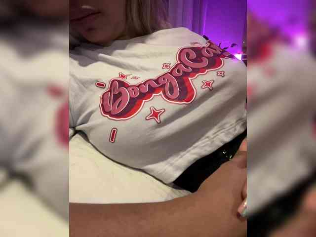 EmilyLeah webcam