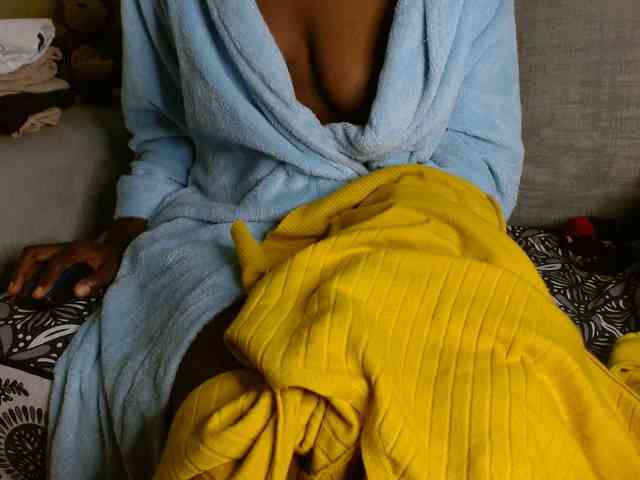 Queen04_ webcam
