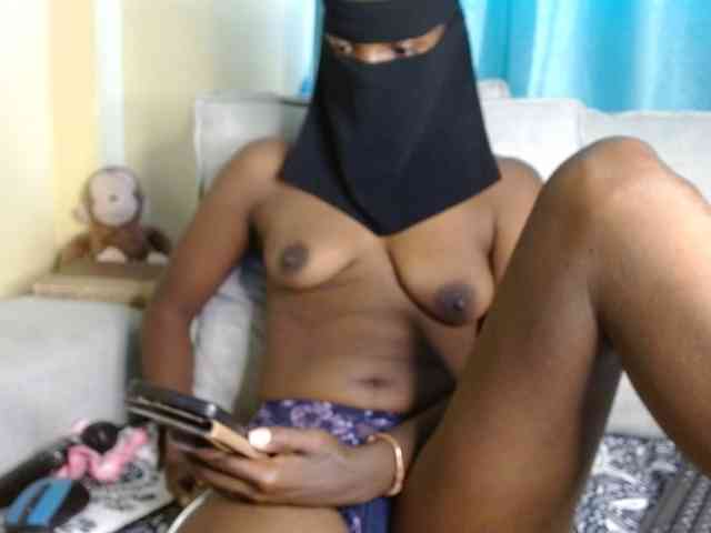 Queen04_ webcam