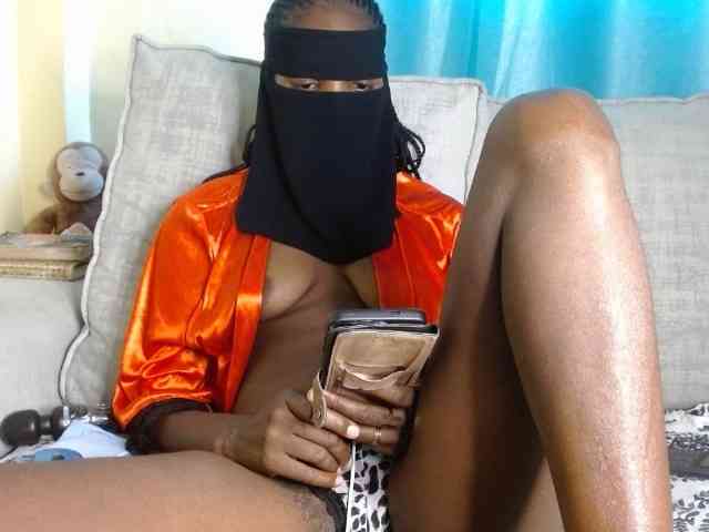 Queen04_ webcam