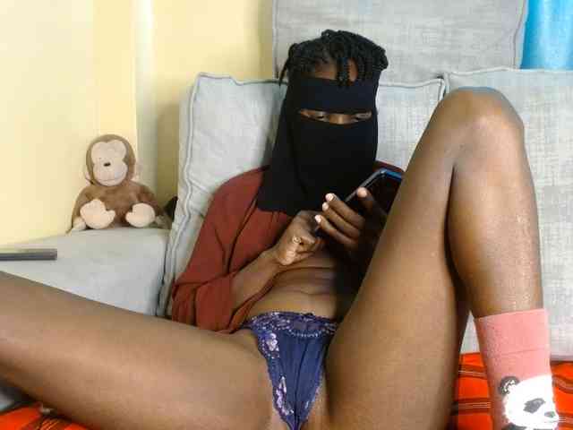 Queen04_ webcam