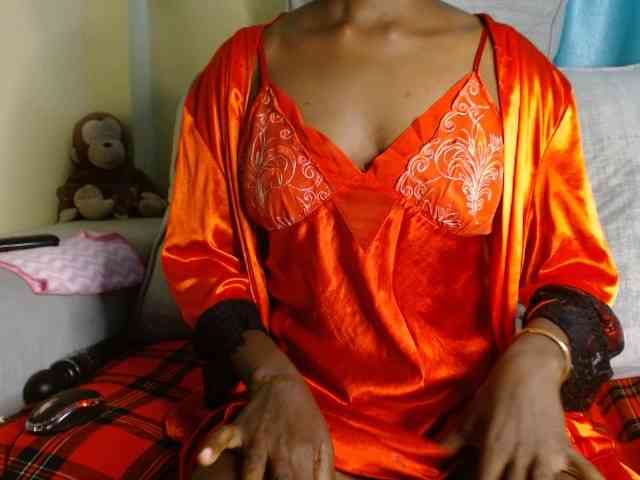 Queen04_ webcam