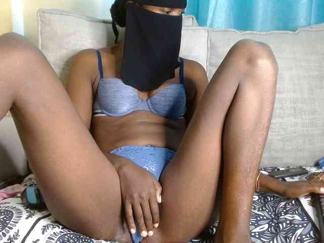 Queen04_ webcam