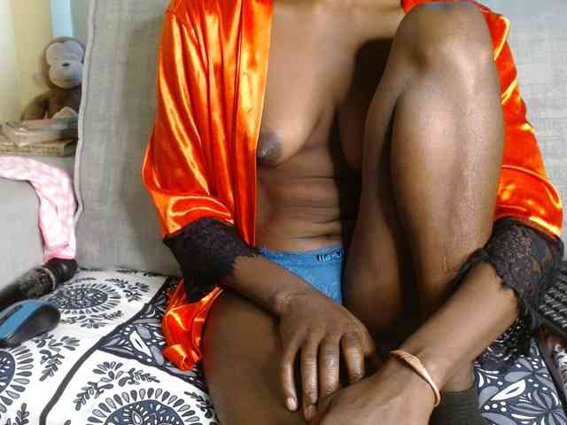 Queen04_ webcam