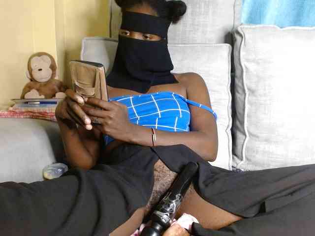 Queen04_ webcam