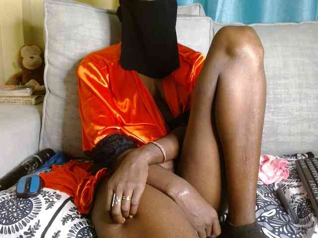 Queen04_ webcam