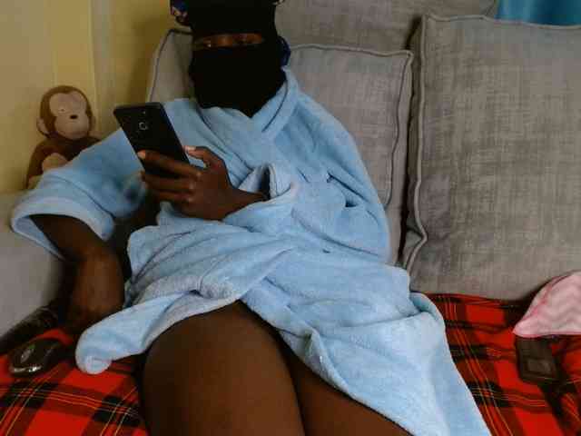 Queen04_ webcam