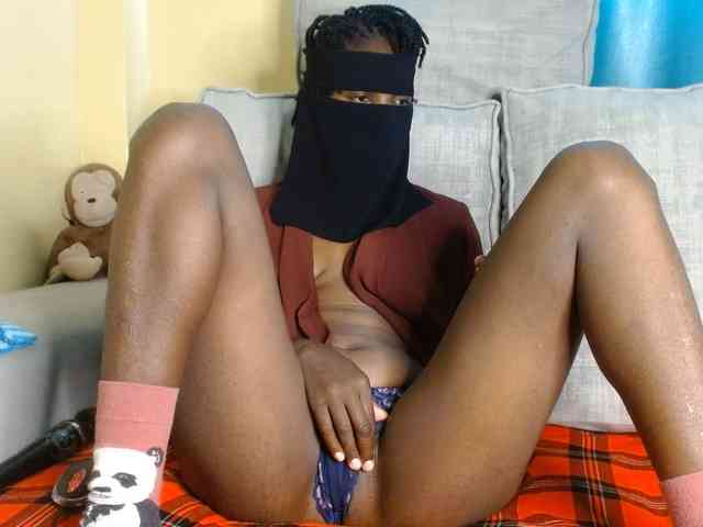 Queen04_ webcam