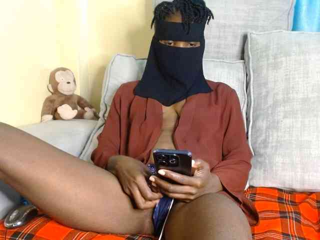 Queen04_ webcam