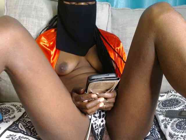 Queen04_ webcam