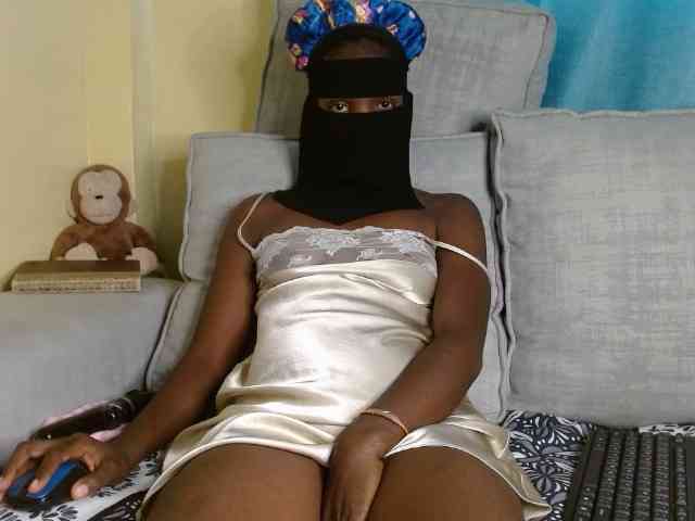 Queen04_ webcam
