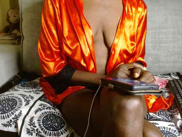 Queen04_ webcam