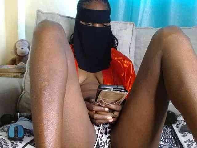 Queen04_ webcam