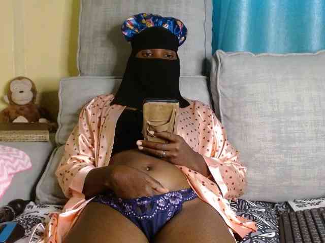Queen04_ webcam