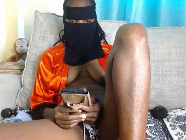 Queen04_ webcam