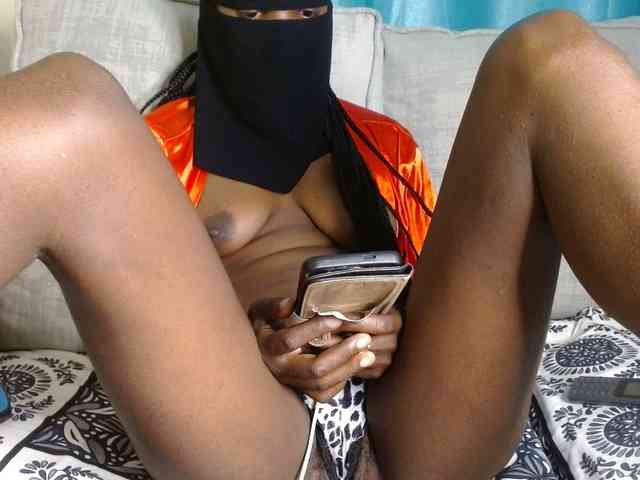 Queen04_ webcam