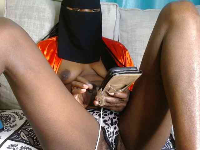 Queen04_ webcam