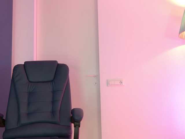 Yvonna live on BongaCams