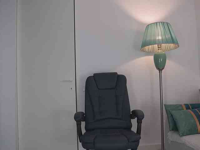 Yvonna webcam