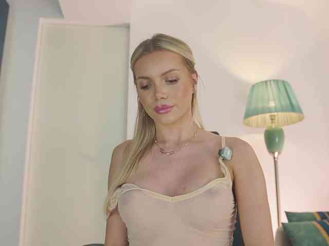 Yvonna Yvonna
