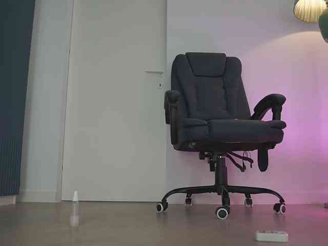 Yvonna webcam