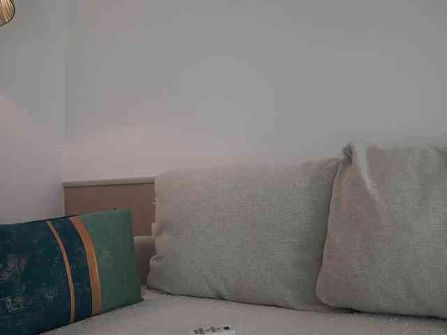 Yvonna webcam