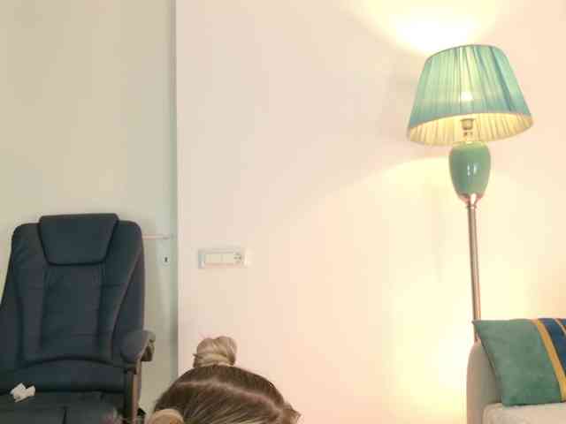 Yvonna webcam