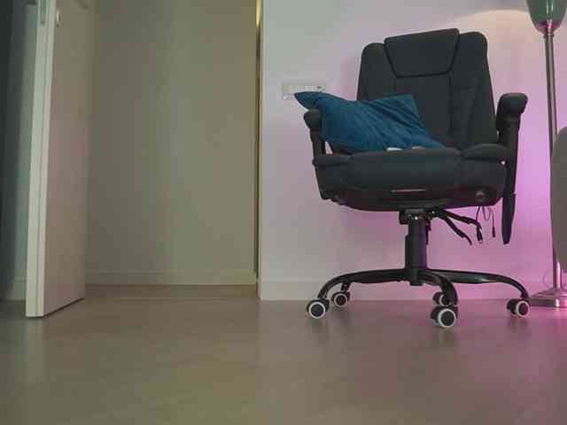 Yvonna Sex Cam Show