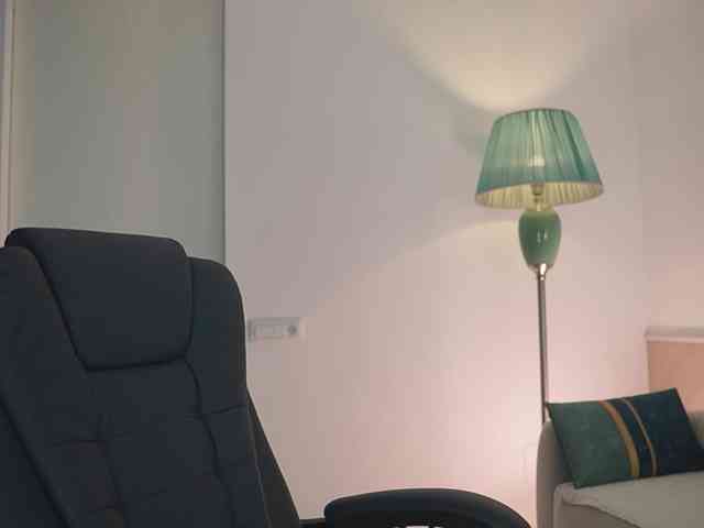 yvonna's live room