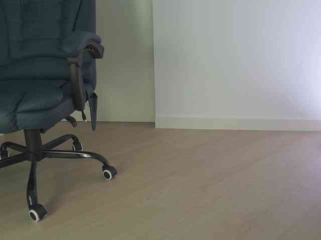 Yvonna webcam