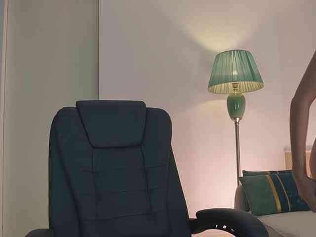 Yvonna webcam