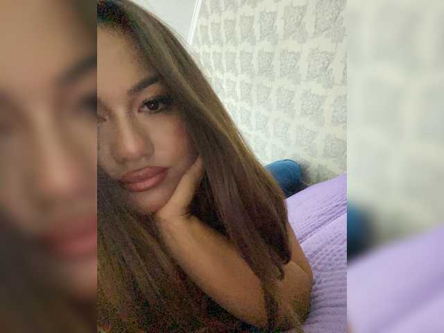 praesertim live cam on BongaCams