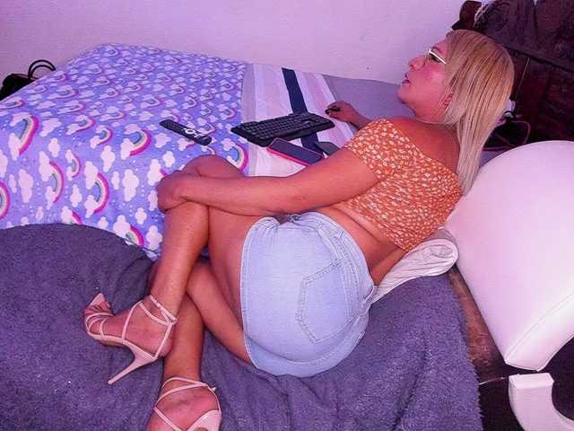theboss-thebitch — live trans cam