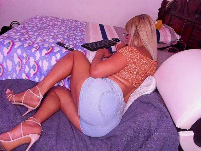 theboss-thebitch — live trans cam