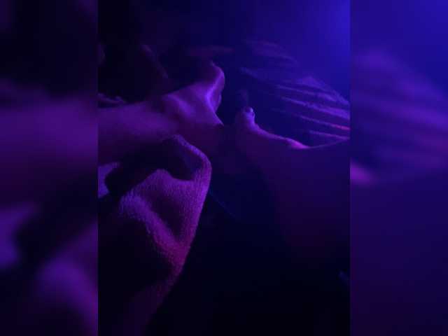 KrystaAhlMagic live cam on BongaCams