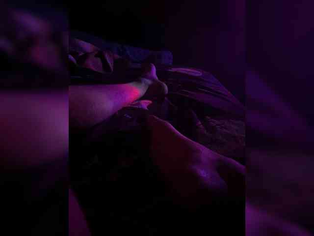 KrystaAhlMagic webcam