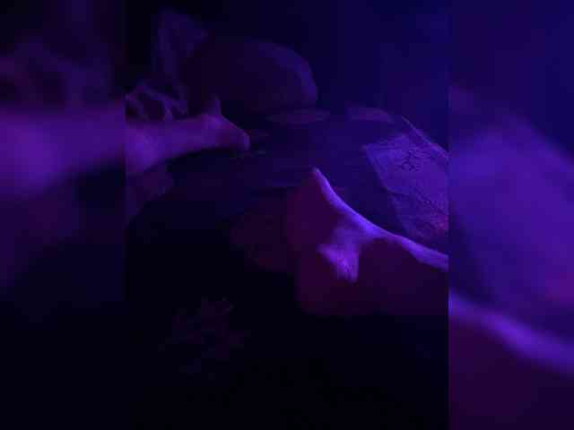 KrystaAhlMagic webcam