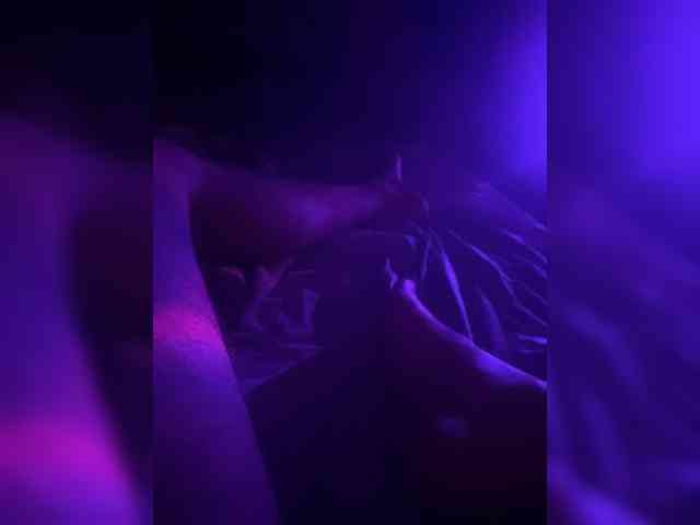 KrystaAhlMagic webcam