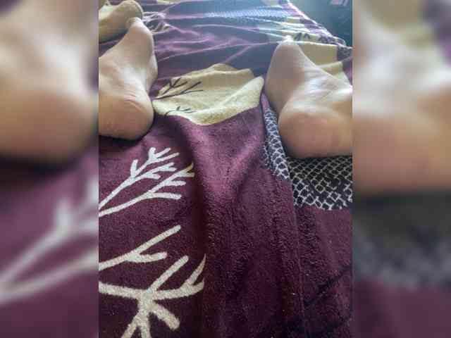 KrystaAhlMagic webcam