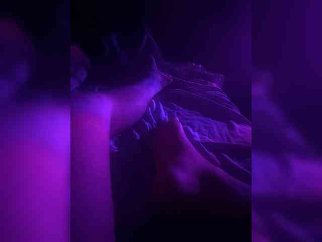 KrystaAhlMagic webcam