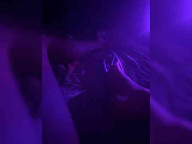 KrystaAhlMagic webcam