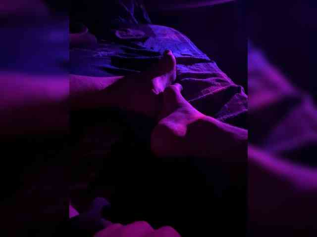 KrystaAhlMagic webcam