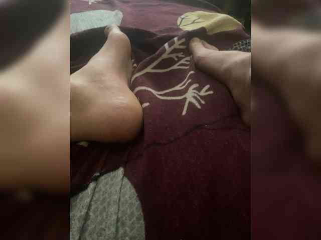 KrystaAhlMagic webcam