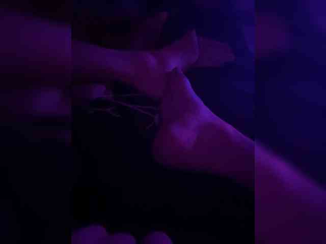KrystaAhlMagic webcam