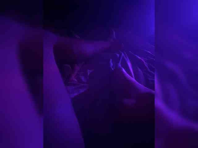 KrystaAhlMagic webcam